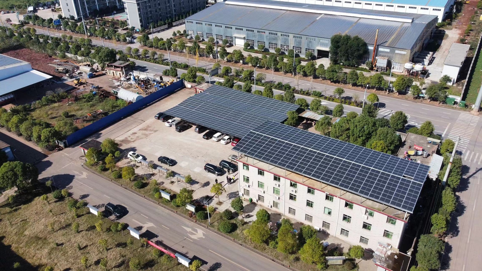 国家统计局：：：4月份，，太阳能发电增速加速，，增添24.9%