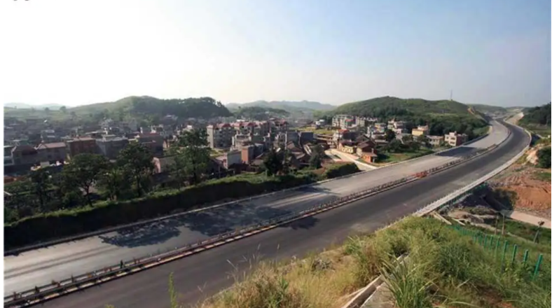 湖北BB贝博艾弗森绿色能源有限公司