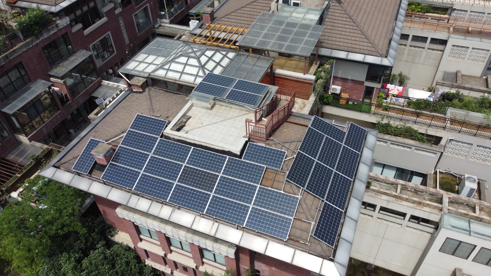 装置工商业光伏的七大利益！